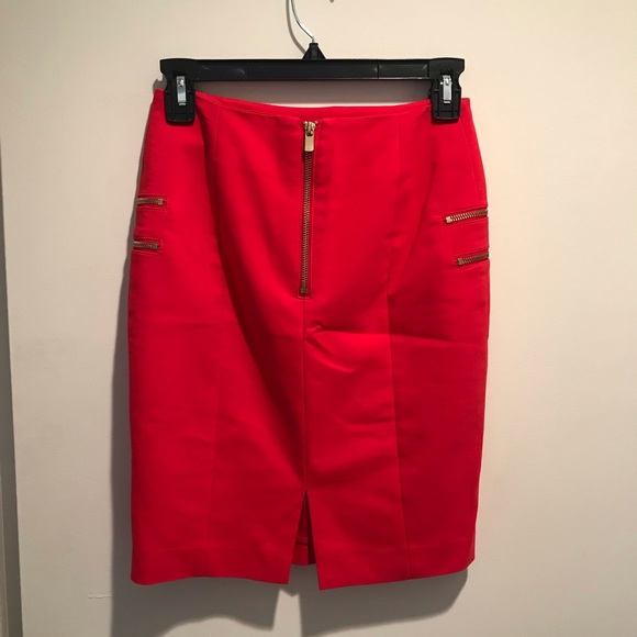SALE Red pencil skirt w/ Gold zipper detail - Picture 2 of 2